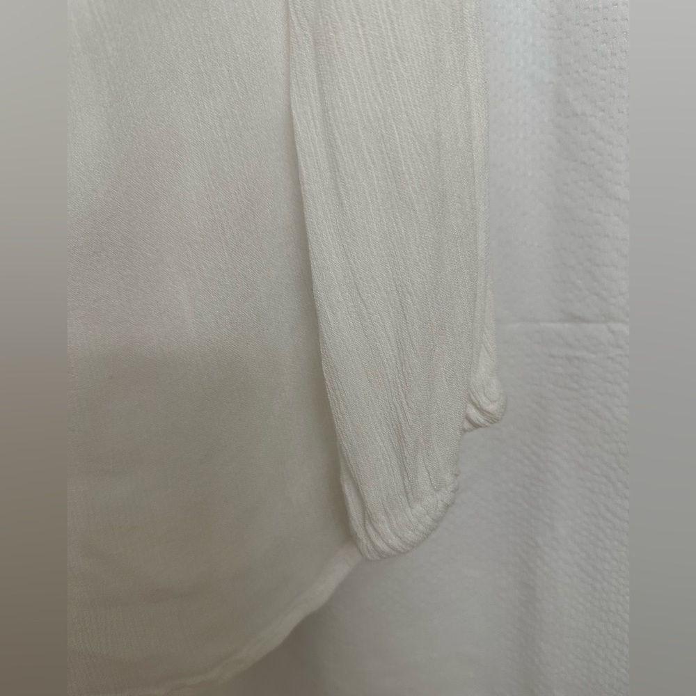 Women’s size 8 long sleeved boho top with gathers long sleeves white - Picture 5 of 8